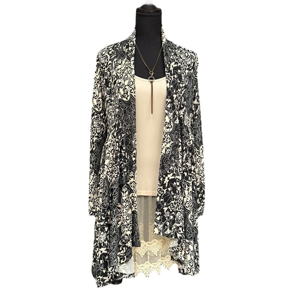 Black and White Paisley Duster Cardigan with Lace Slip Dress - Picture 1 of 12